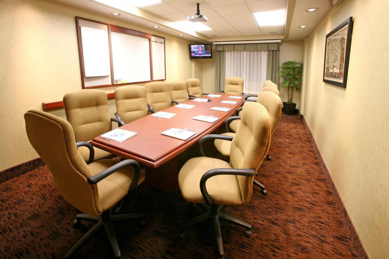 Express&suites Aeropuerto, An Ihg Hotel Monterrey
